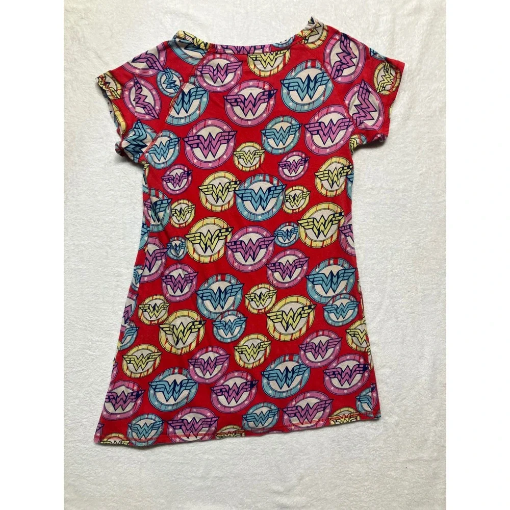 Briefly Stated Wonder Woman Fierce Pajama Sleep Shirt Red Small Medium DC Comics